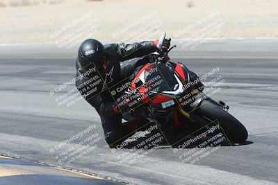 media/Apr-17-2025-Racers Edge (Thu) [[0a0c127f11]]/B Group/9-Session 5 (Turn 15 Inside)/